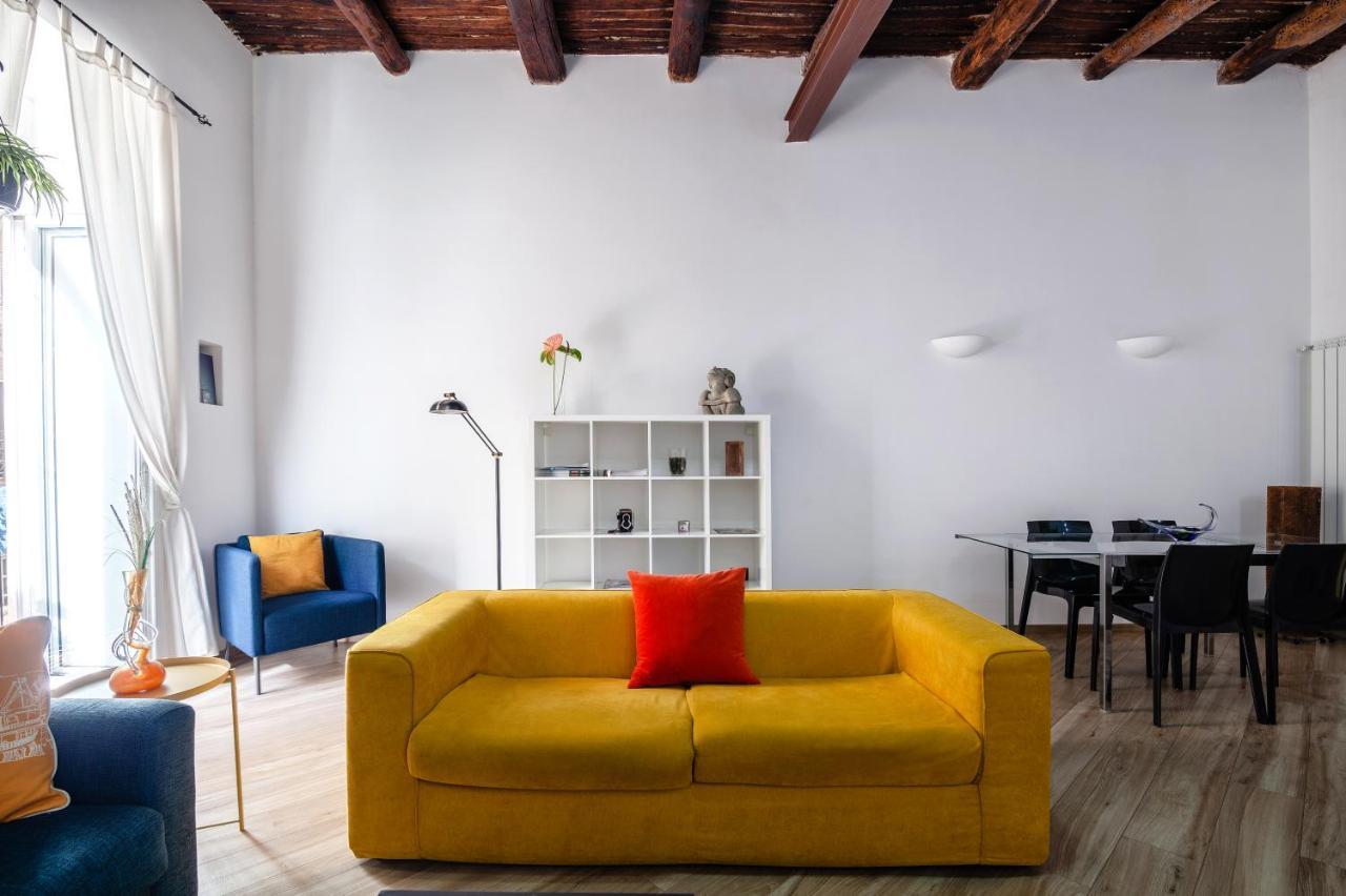 Appartamento Moderno Nel Centro Storico 나폴리 외부 사진